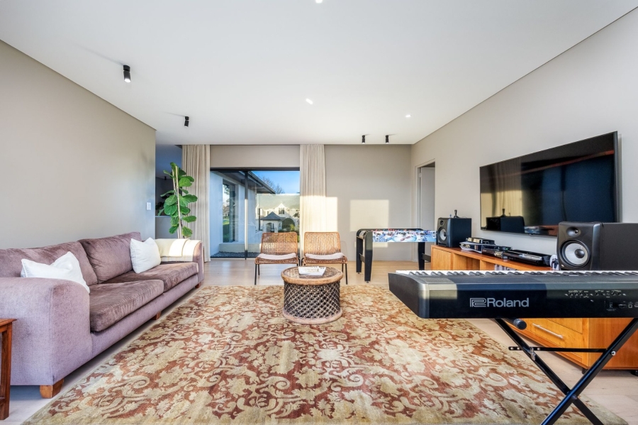 4 Bedroom Property for Sale in Pearl Valley at Val de Vie Western Cape